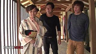 aoi mizuno's outdoor jav blowjob got me so hot n bothered 😩💦