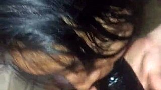 doble mamada con mi novia latina en la cama grande ass y tetas naturales