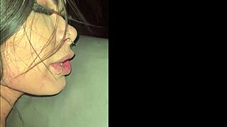 subi pro quarto puteiro e cara arregaça buceta pau grande grosso