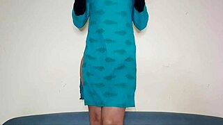 CUte INDIAN GIRL MOANS IN MISSIONARY CLOSEUP CREAMPIE FUCK!