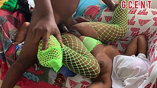 Big Cock Slams Juicy Girlfriend on Sofa