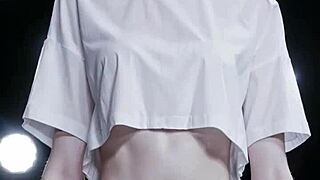 ai girls strutting lingerie at fashion show barefoot 😍👠