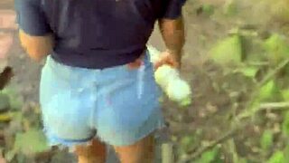 quieres verme tomar semen de un desconocido en la selva peruana?