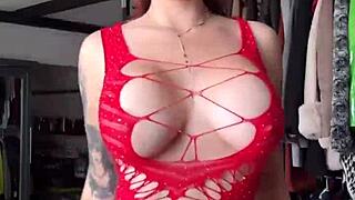 damn modelo mariana badredhead is one sexy redhead chichona with those juicy nalgonas