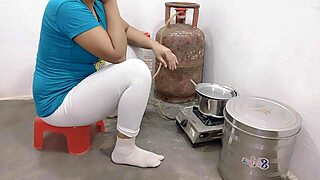 my tight teen girlfriend begged for my cum deep inside her swollen pussy tonight