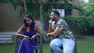 Indian Girlfriend Begs Boyfriend for Rough Doggystyle Pounding on Big Juicy Ass