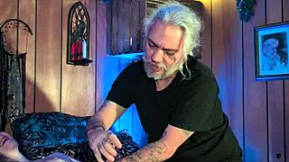 holiday vibes got me licking milf pussy in pantyhose heels until she orgasms 😋👅