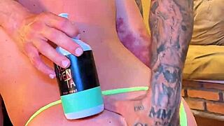 Quer ver o solteiro allan guerra devorando o casal luar no ménage anal?