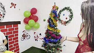 Muscle Workout Turns Apartment Owner into Christmas Sex Game with Cowgirl Ride