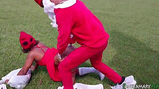 imagine santa pounding that young ebony mistress pussy at christmas party