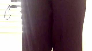 omg this cute yoga teen slut farts loud in tight pants watch her shake that ass 💨🍑