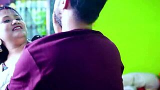 big boobs indian bhabhi gets fucked rough doggystyle while cooking in kitchen desi style 😏🍳🍑