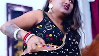 big boobs indian bhabhi gets fucked rough doggystyle while cooking in kitchen desi style 😏🍳🍑