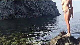 beach sluts flash big natural tits skinny wives girlfriends public naked boobs compilation