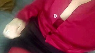 she's in lingerie begging you to eat her tight mature pussy on webcam