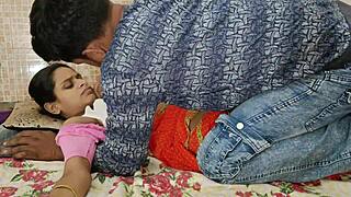 prim bhabhi's saree hides her craving for husband's rough pounding