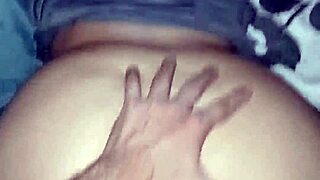 hermanastro rams hermanastra's fat ass while she plays resident evil 4 remake