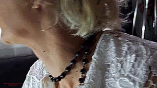 damn that elegant 50yo french camgirl's hairy pussy is killer close-up