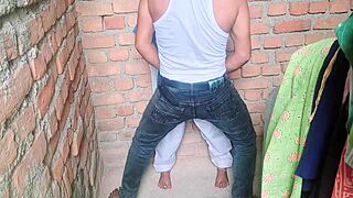 indian schoolgirl mms leaks her armpits ass and chubby legs live