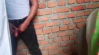 indian schoolgirl mms leaks her armpits ass and chubby legs live