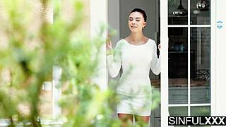 Peach Yearns for Deep Sexual Healing and Cock-Filled Ecstasy