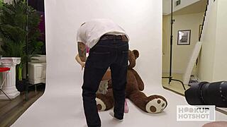 Hey aviana violet's begging bryan gozzling for that sloppy rough sex backstage right?