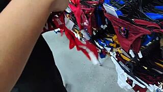 Cogiéndome El Culo Grueso De Mi Esposa Tras Probarse Ropa Íntima Con Tetas Grandes