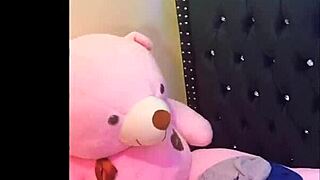 wanna watch this big ass ssbbw take doggy pounding with farts and huge curves?