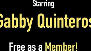 she dives deep into her milf's nasty wet pussy for ultimate cunnilingus pleasure