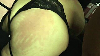 AMATEUR Friends Go Bareback In Hot Curvy Orgy Cumfest!