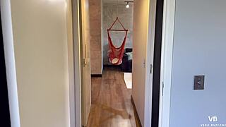 la puta de mi madrastra me alquila un depa a escondidas... precio: cogermela diario! puro sexo con su culo latino