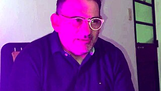 morena fitness tetona en trio caliente... cornudo marido mira como la culona se entrega al otro?