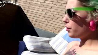 i kiss mara then lick her pussy outdoor while she fingers mine till we both orgasm hard