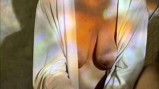 Hey stepson, feel mommy's handjob explode your birthday load?