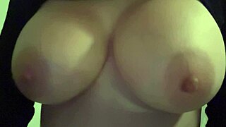 Damn, horny Artemisa bounces her juicy big natural tits wild!