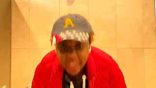 check out this hairy beaver flashed right in the walmart aisles outdoors 😏👀