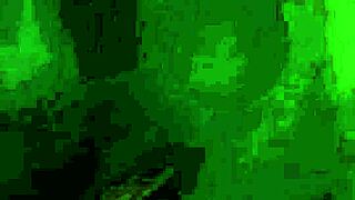 me encontr� a un ex compa�ero de trabajo despu�s de a�os y lo llev� a mamar vergas con putas