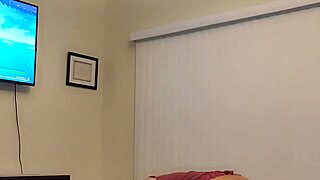 stepsister sneaks stepbrother fuck before family returns home things get freaky