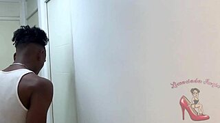 Paid Delivery Guy with My Ass!