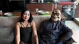 Esposa Putinha Offers Tight Cuzinho Anal To Corno Hubby Watching Rough!