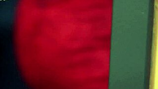 wanna see ebony anna foxxx kiss tessa lane into erotic lesbian bliss?