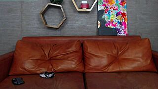 Colombian cutie spreads huge ass cheeks wide gaping her tight hole during casting interview