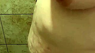 im washin up in shower part2