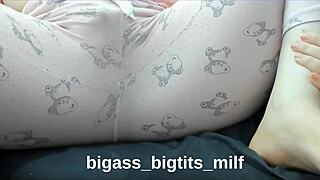 Masturbate pajaams solo teen