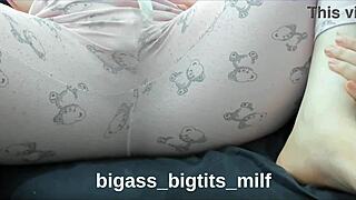 Masturbate pajaams solo teen