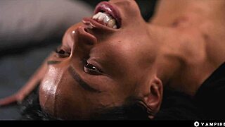 EBONY MONSTER GIRL VAMPIRE CANELA SKIN DOMINATES BARBIE ROUS PUSSY LICK!