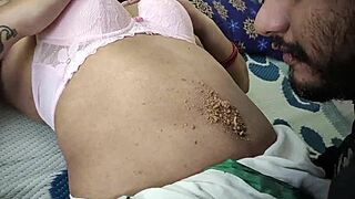 hot mallu couple navel play and lick