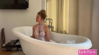 Prettiest Girlfriend Hottest Rough Sex In Bathtub