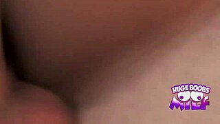 Mesmerizing Chicks Share Cock In Threesome Fuck!
