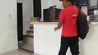 Colombian Bbw Takes Pizza Delivery Hard